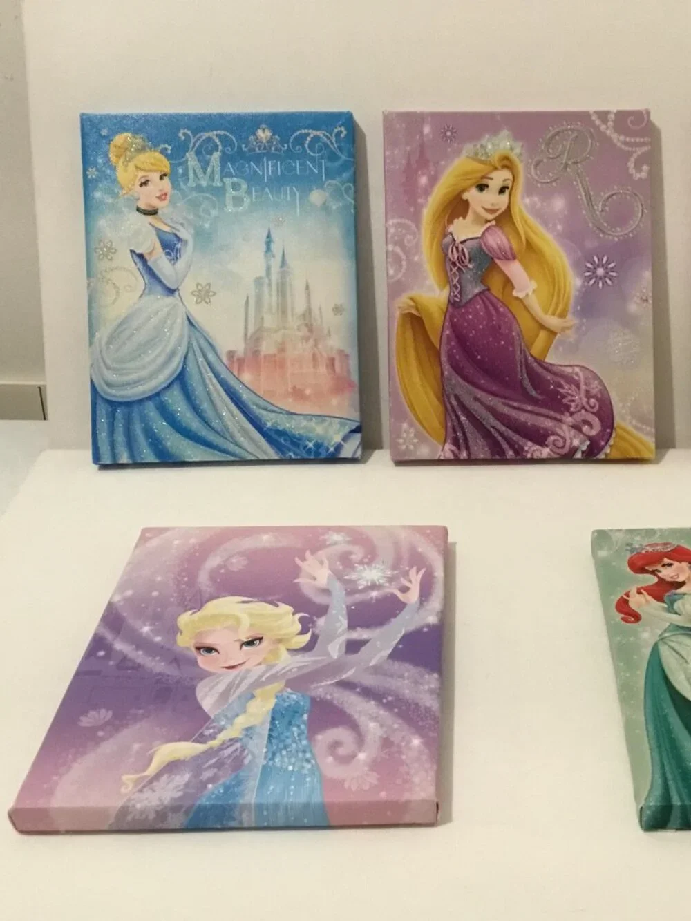 Disney 5 Princess canvas wall art  : Rapunzel, Elsa, Cinderella, Belle & Ariel - Picture 3 of 5